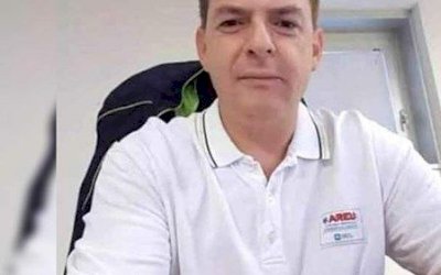 Paramédico morre de coronavírus após ajudar centenas de pacientes