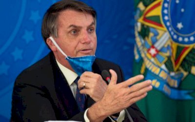 Bolsonaro recua e revoga MP que permitia suspensão de salário do trabalhador por 4 meses