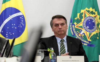Anonymous Brasil vaza dados de Bolsonaro, seus filhos, Weintraub e Damares