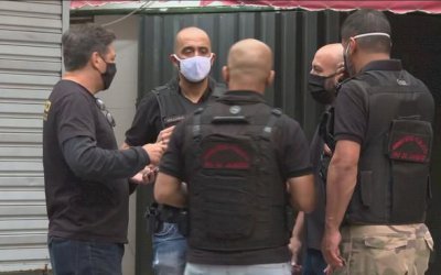 Polícia apura corrupção na compra de testes de baixa qualidade para a Covid-19