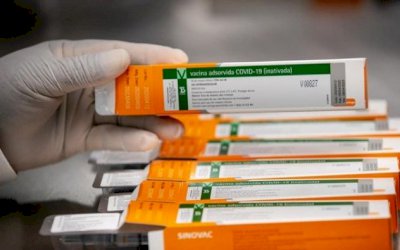 Butantan anuncia estudo de vacina única para gripe e covid-19