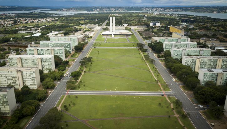 Por apoio a Bolsonaro, partidos começam a cobrar fatura.