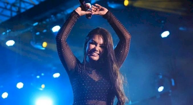 Paulinha Abelha, da banda Calcinha Preta, morre aos 43 anos