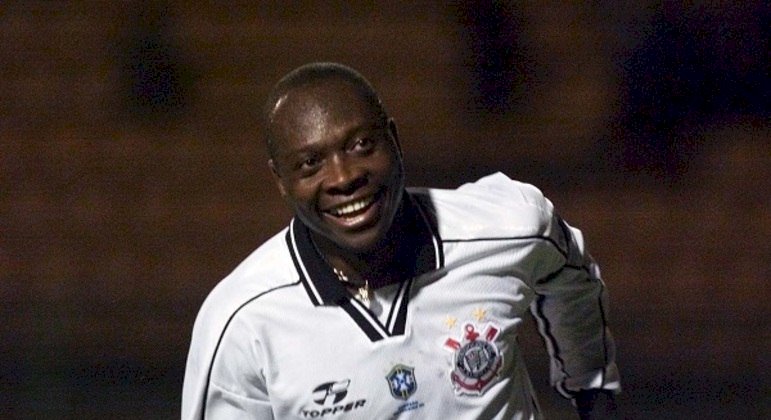 Rincón passa por cirurgia e segue em estado crítico após acidente