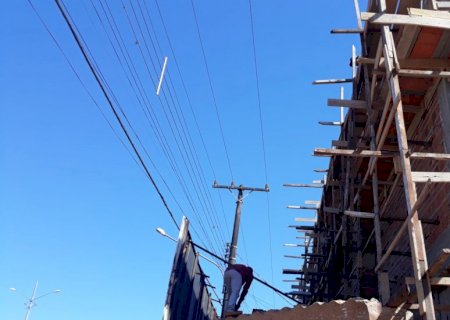 Com dobro de mortes em relação a 2021, Energisa faz alerta sobre segurança com rede elétrica na construção civil