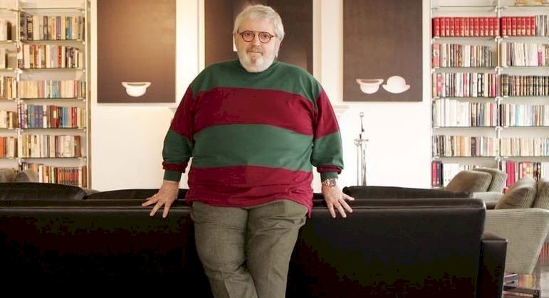 Morre Jô Soares aos 84 anos.