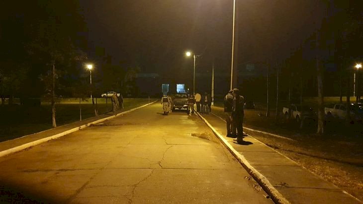 Facção brasileira faz motim em penitenciária do Paraguai; 3 pessoas ficaram feridas e 1 morta