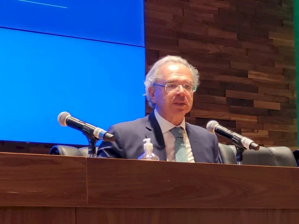 Pacote de Guedes pós-eleição torna o ministro alvo do comando da campanha.