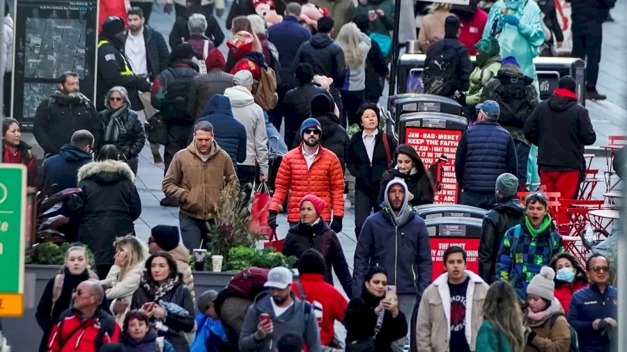 Mundo atinge marca de oito bilhões de habitantes.