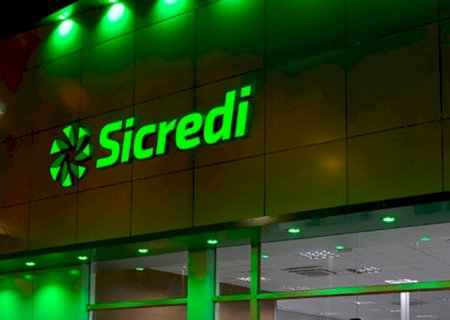 Sicredi está entre os 10 maiores bancos segundo a Época Negócios