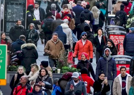 Mundo atinge marca de oito bilhões de habitantes.