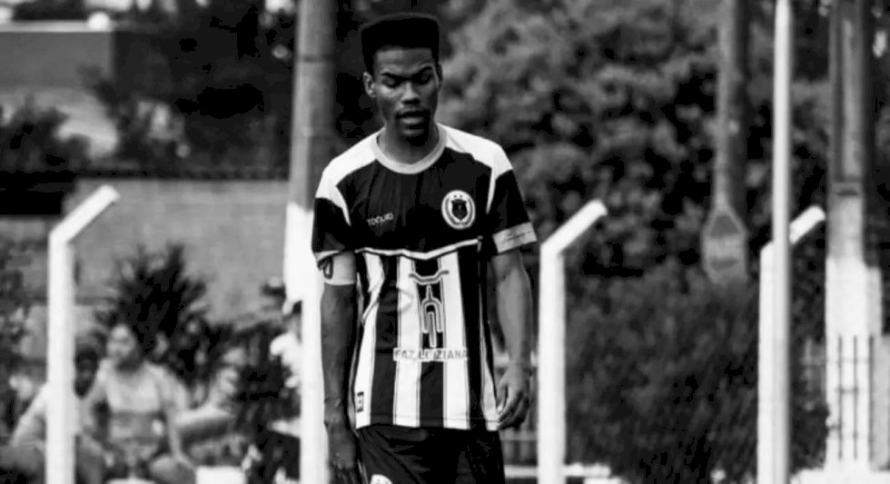 Sem ambulância, jovem é socorrido por populares após passar mal e morre em cidade de MS.