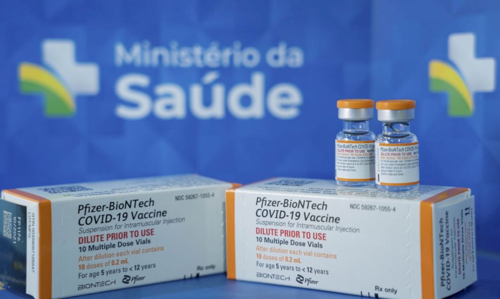 Ministério recebe 7,7 milhões de doses de Pfizer.