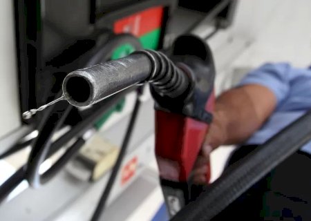 Governo federal notifica 8 entidades de postos por alta nos combustíveis.