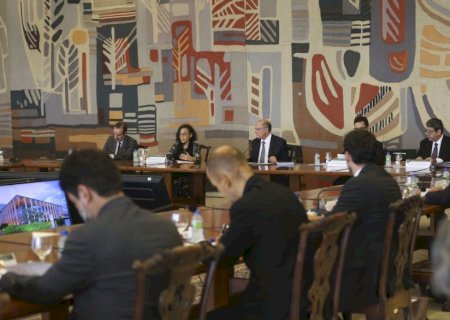 No Itamaraty, Alckmin fala em geração de emprego e queda de juros