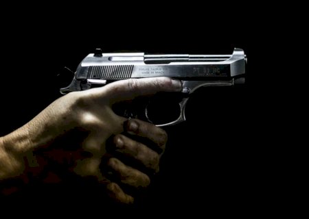 Governo prorroga prazo para recadastramento de armas de fogo para 3 de maio.