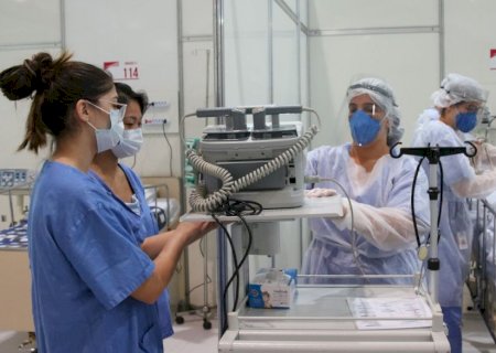 Prazo para cidades aderirem ao programa Mais Médicos acaba hoje.