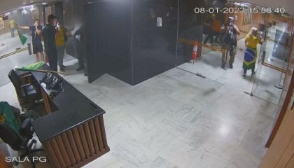 Governo nomeia militares exonerados do GSI em limpa após atos de 8 de janeiro