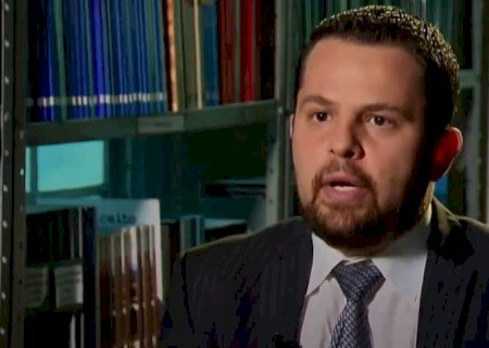 CNJ aposenta juiz Marcos Scalercio, acusado de assédio sexual contra mulheres.