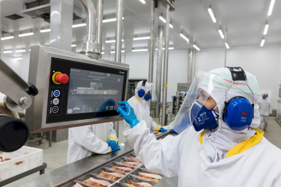 Com profissionais de MS, JBS levará 1,5 mil colaboradores para trabalhar na Austrália