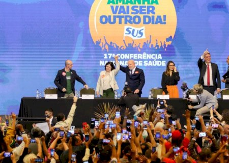 Governo vai pagar piso da enfermagem retroativo a maio.