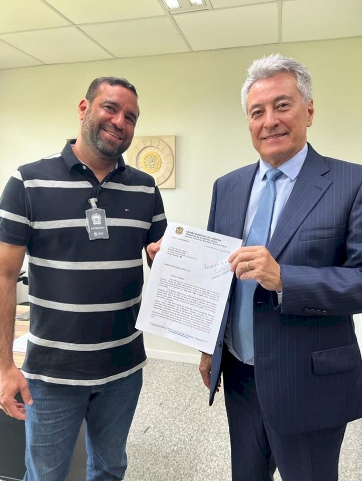 VEREADOR ALESSANDRO BUSCA EMENDA COM DEPUTADO ROBERTO HASHIOKA PARA AJUDAR NA CONSTRUÇÃO DE ABRIGO DE ANIMAIS.