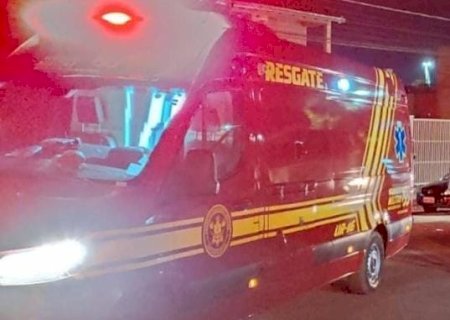 Ivinhema - Acidente grave envolvendo um caminhão e carro na BR 376 deixa vítima presa as ferramentas em estado grave
