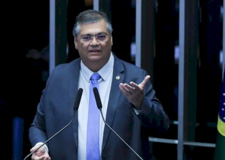 Flavio Dino toma posse no cargo de ministro do STF