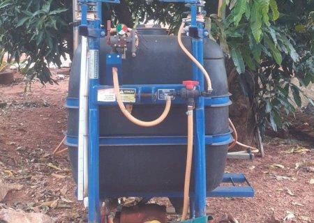Prefeitura de Ivinhema entregou equipamento agrícola na Gleba Azul