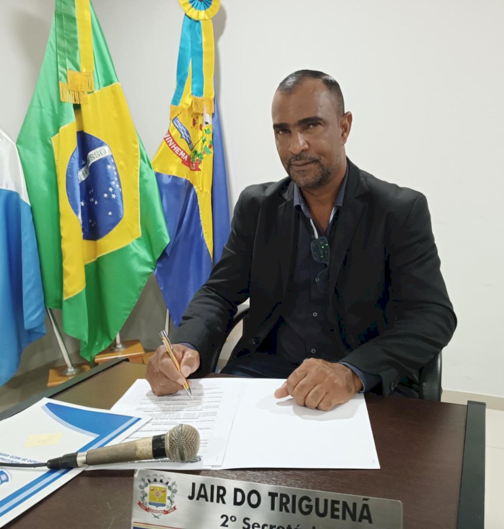 Vereador Jair cobrou a construção de campo de futebol no bairro Triguenã