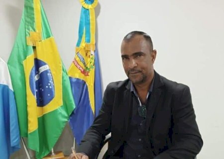 Vereador Jair propõe reforma da academia ao ar livre no Bairro Vitória e a religação de energia da Avenida Francisco Staut