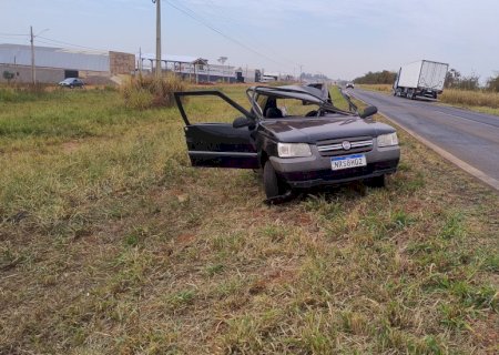 Ivinhema - Acidente envolvendo  quatro veículos na BR - 376 deixa uma vítima em estado grave