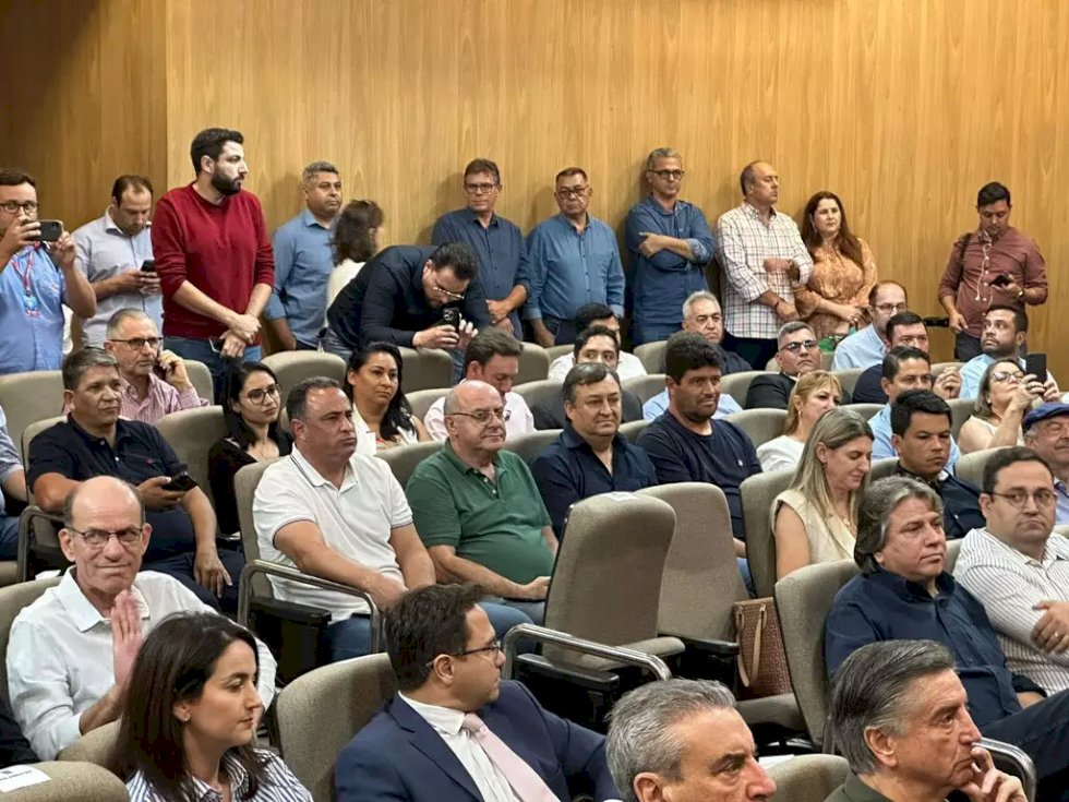 Riedel recebe prefeitos nesta manhã para reafirmar parceria com municípios
