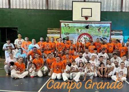 Academia School Fights de Ivinhema participa na Nona Troca de Graduação e Formatura da Escola de Capoeira Grupo Memória