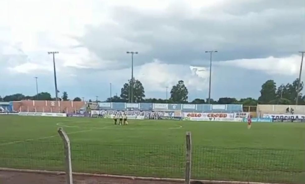 Ivinhema goleia o Operário na capital