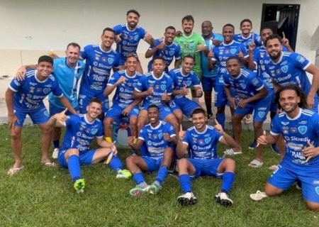 Ivinhema vence lanterna Coxim fora de casa e segue na liderança