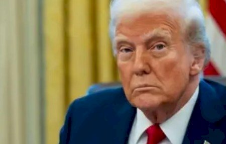 Bolsonaristas tentam ginástica retórica para explicar elogio de Trump ao sistema eleitoral brasileiro