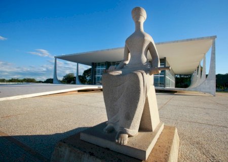 Ministros do STF apontam projeto de anistia como inconstitucional