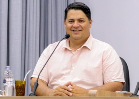 Marcio Alves pede ampliação do Posto de Saúde do bairro Triguenã e aquisição de notebooks para professores da Rede Municipal de Ensino
