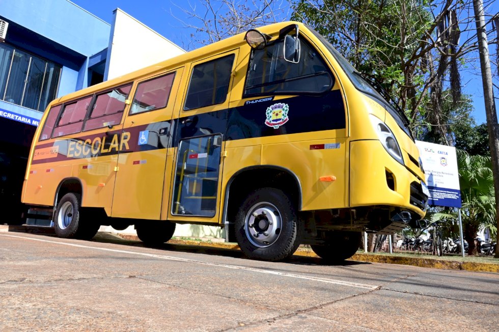 Município de Ivinhema foi contemplado com ônibus escolar