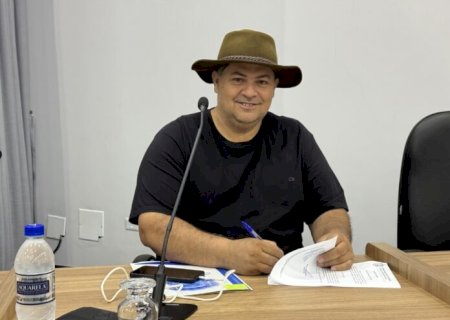 Marcio Alves pede levantamento e cascalhamento de estradas da Gleba Piravevê