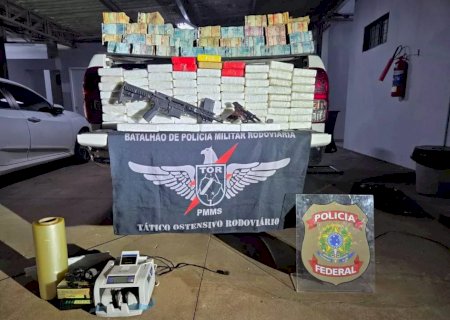 PMR em ação conjunta com PF, prendem homem com grande quantidade de cocaína, mais de R$ 1.7 milhões em dinheiro e fuzil
