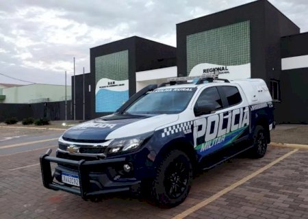 Homem é preso em flagrante por tentativa de feminicídio após esfaquear esposa