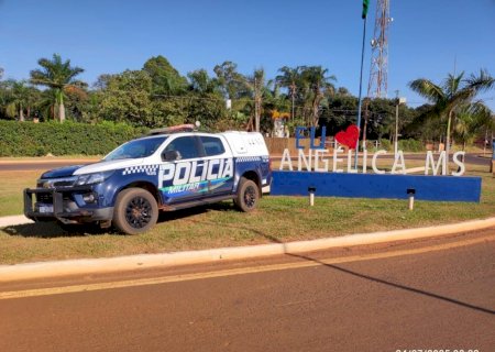 Angélica - Polícia Militar conduz homem para delegacia por descumprimento de medida protetiva