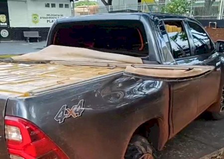 Motorista foge com caminhonete lotada de drogas na BR-463 e quase atropela indígena