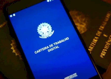 Governo federal adia por mais noventa dias a vigência de regra sobre trabalho em feriados