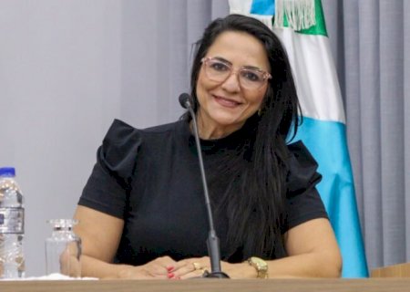 Lucimar Viana solicita contratação de profissionais da saúde para o Hospital Municipal e reforma no espaço utilizado pela Banda Municipal de Ivinhema