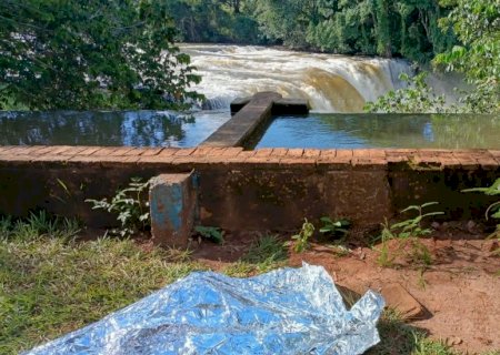 Adolescente de 15 anos morre afogado após pular em rio