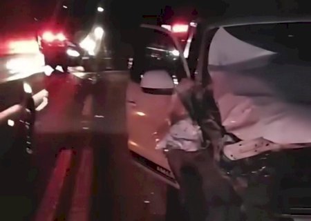 Acidente envolvendo uma moto e um carro na BR-376 deixa uma vítima fatal, em Vicentina