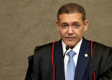 Kassio Nunes Marques parabeniza Lula pela vitória e reconhece campanha de Flávio Bolsonaro